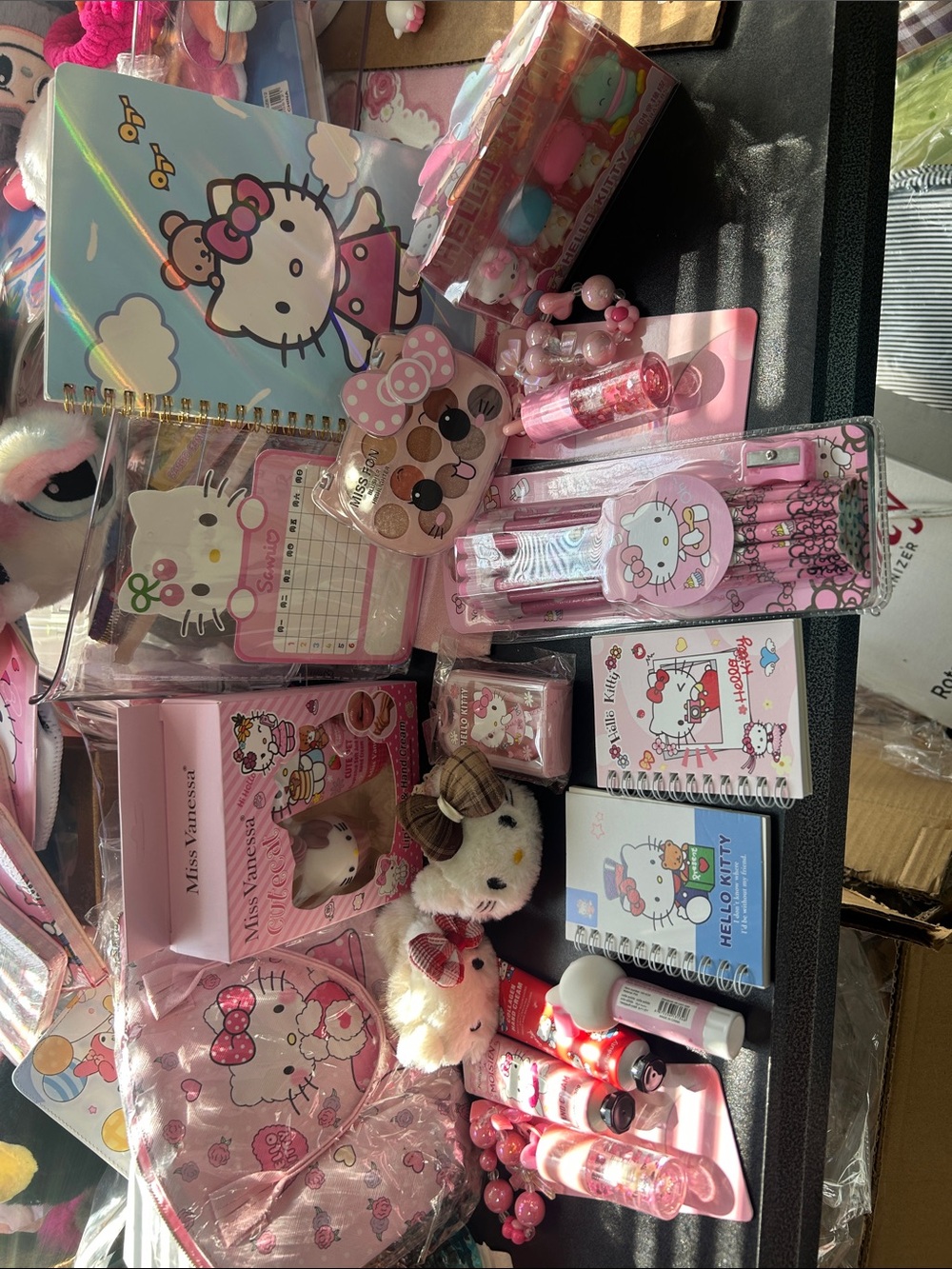 Hello Kitty Pink Cute Stationery & Accessories Assortment